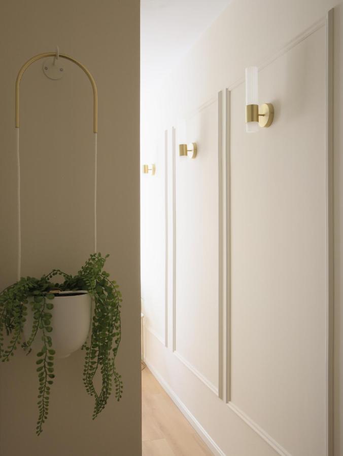 Staylish Studio Apartment In Malasana มาดริด ภายนอก รูปภาพ