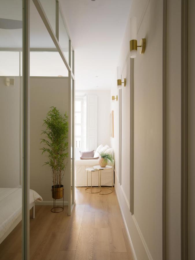 Staylish Studio Apartment In Malasana มาดริด ภายนอก รูปภาพ