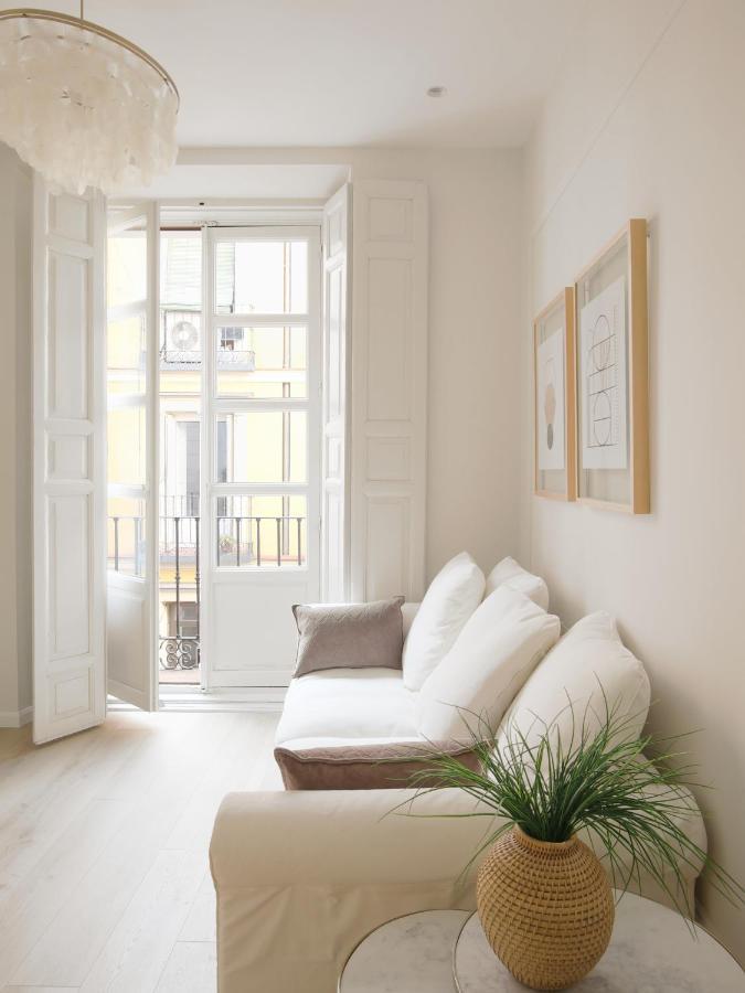 Staylish Studio Apartment In Malasana มาดริด ภายนอก รูปภาพ